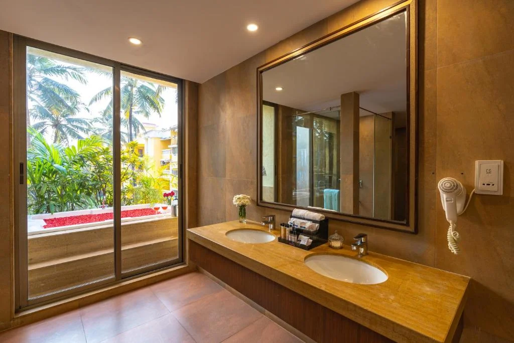 Adamo The Bellus - Hotel with Bathtub in Calangute