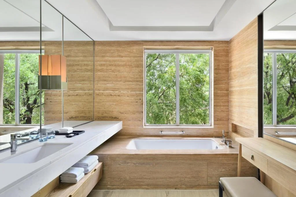 Hotel Courtyard By Marriott Aravali Resort - Hotel with Bathtub in Faridabad