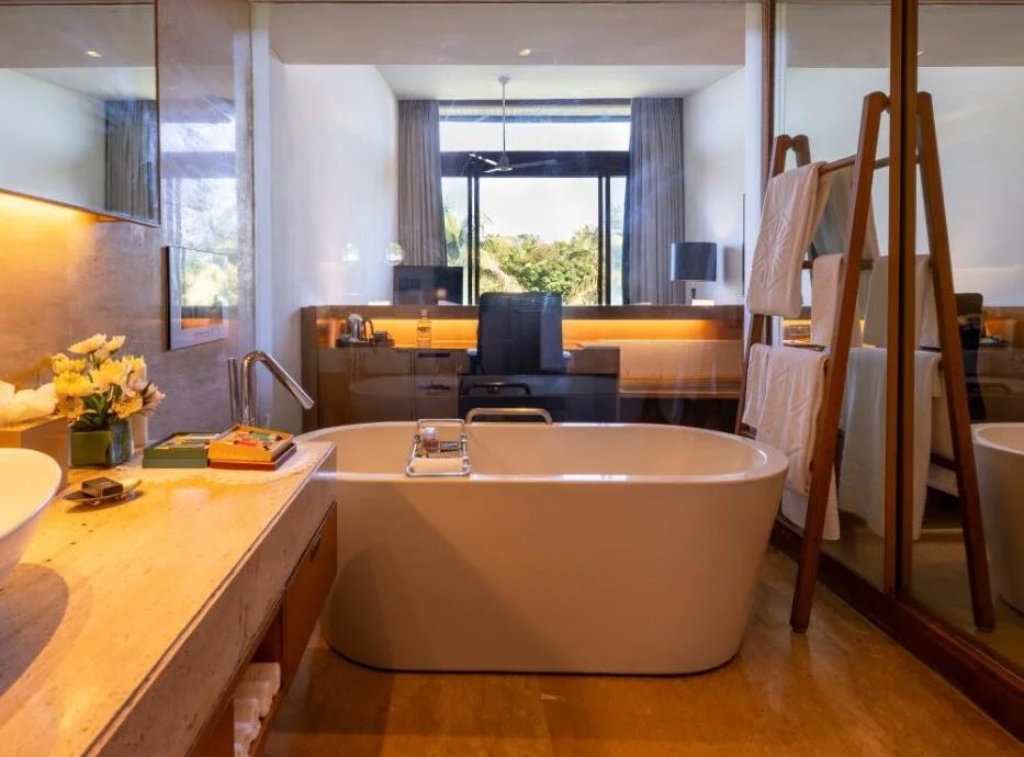 Hotel Taj Fishermans Cove Resort Spa Chennai - Hotel with Bathtub in Mahabalipuram