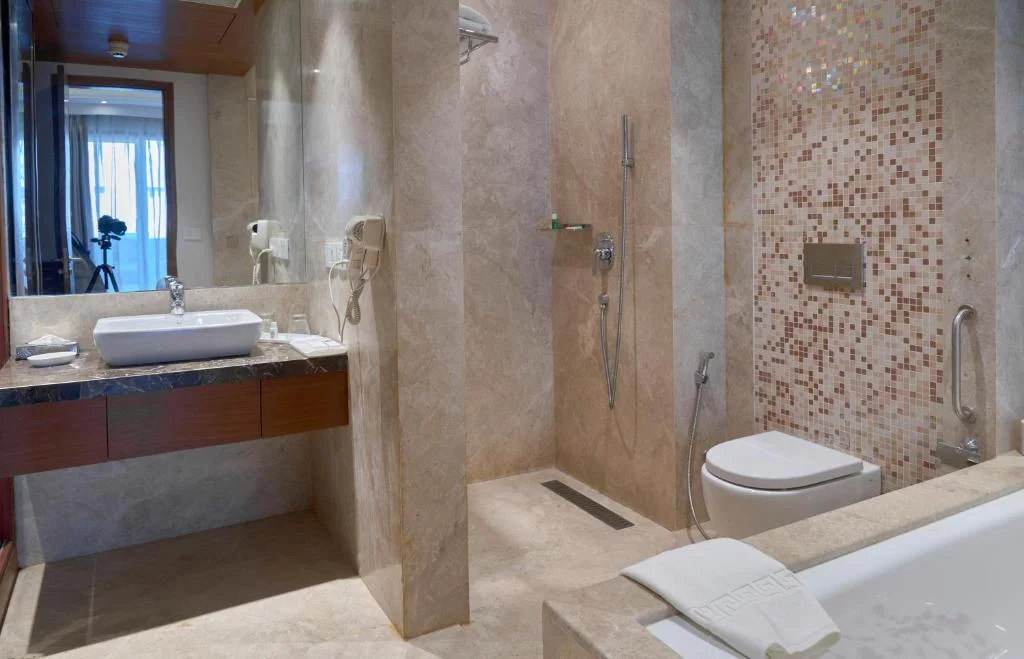 Hotel The P L Palace - Hotel with Bathtub in Agra