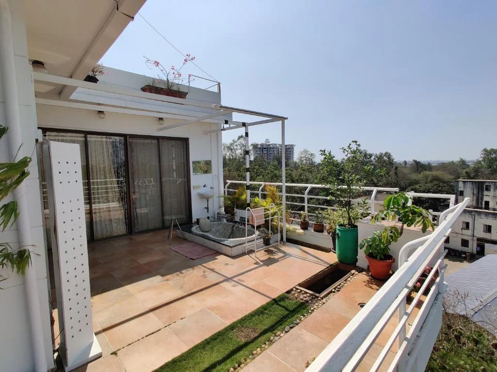 In Terrace Garden Homes 1 6 - Hotel with Bathtub in Kolhapur