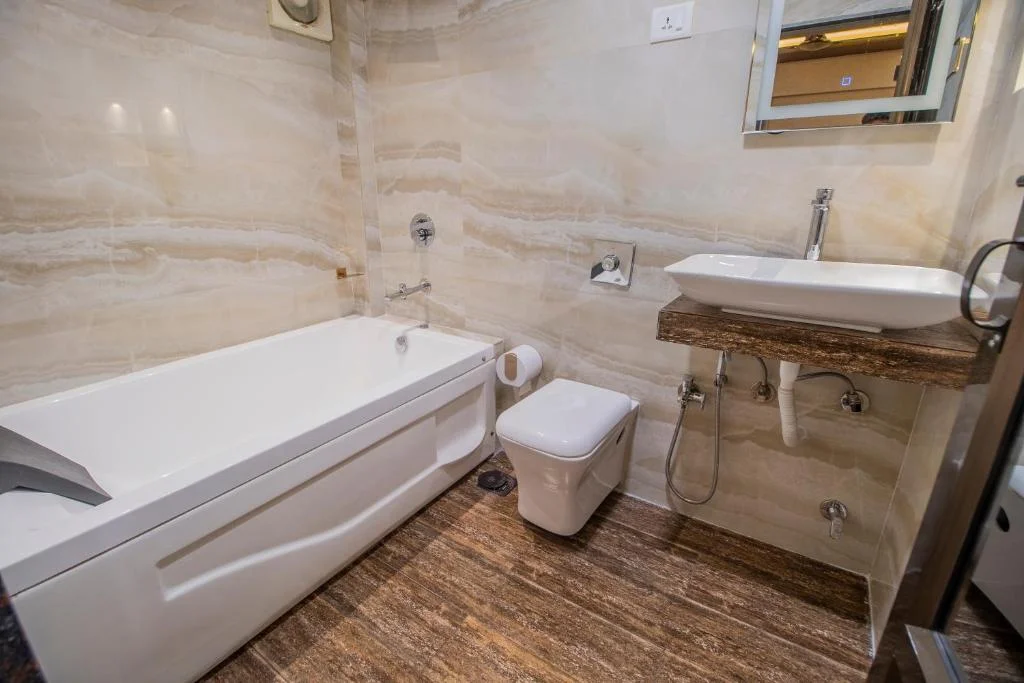Onn Shelter Inn - Hotel with Bathtub in Mumbai
