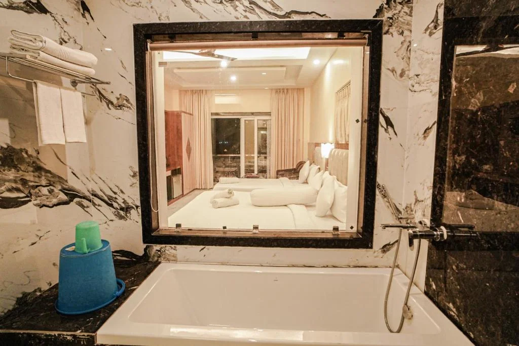 Prasant Beach Resort - Hotel with Bathtub in Mandarmani