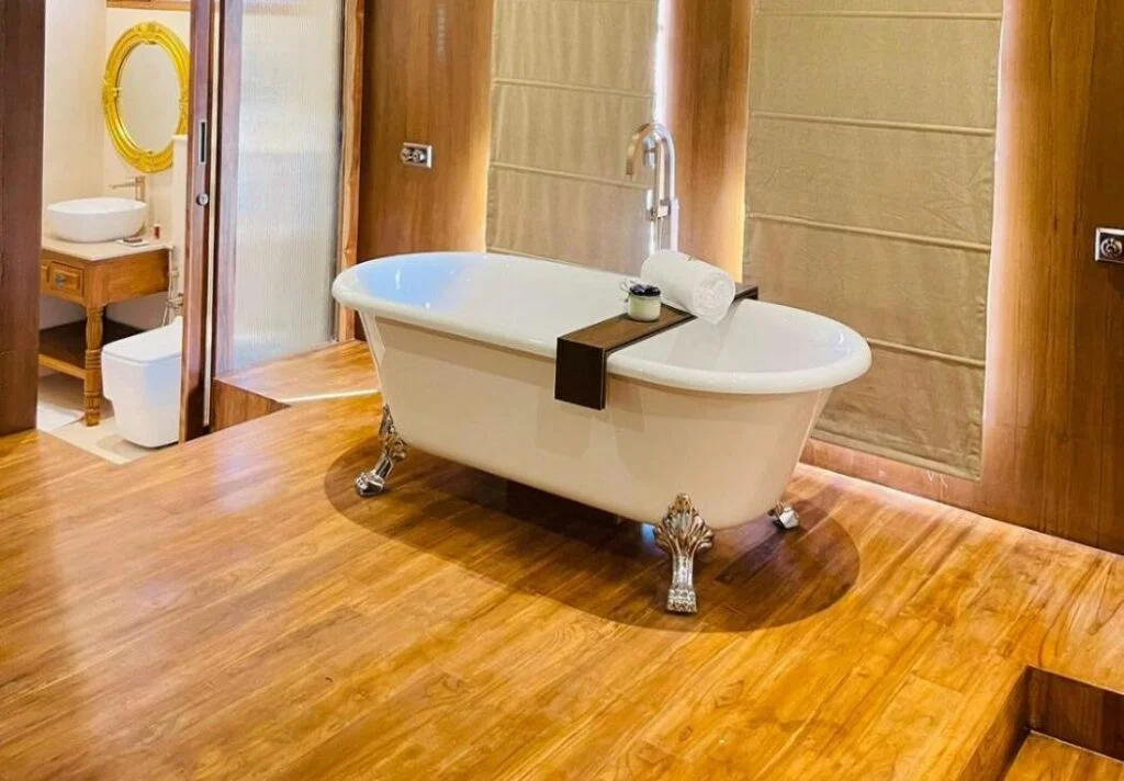 The Postcard Saligao - Hotel with Bathtub in Calangute