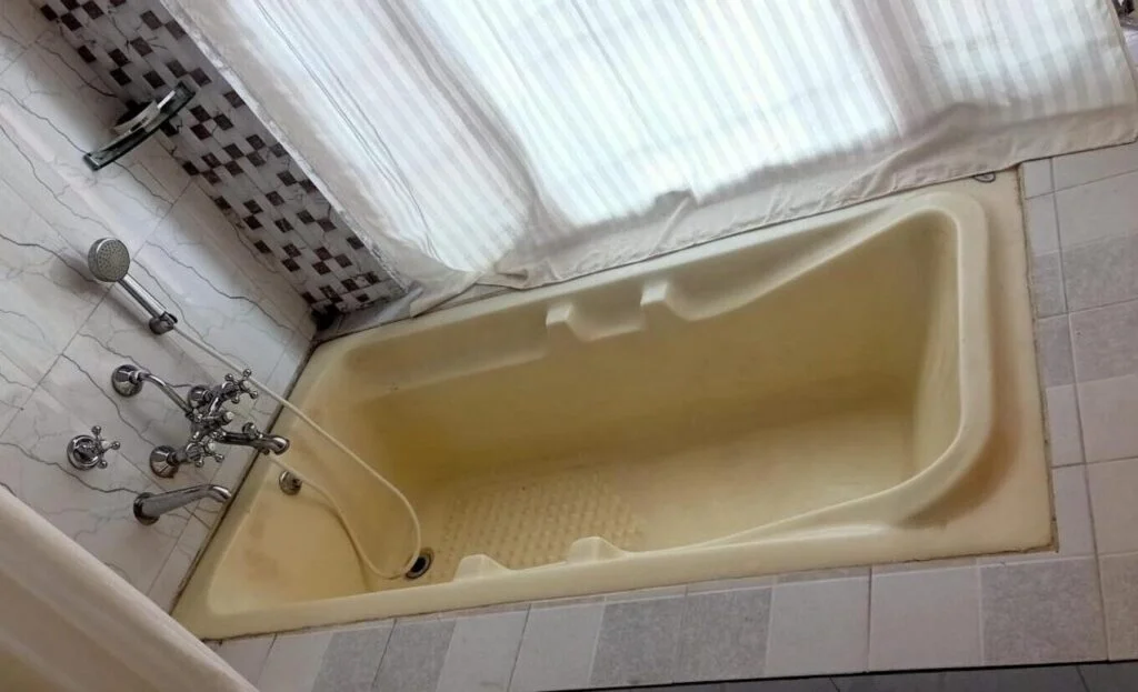 Hotel - Hotel with Bathtub in Kodaikanal