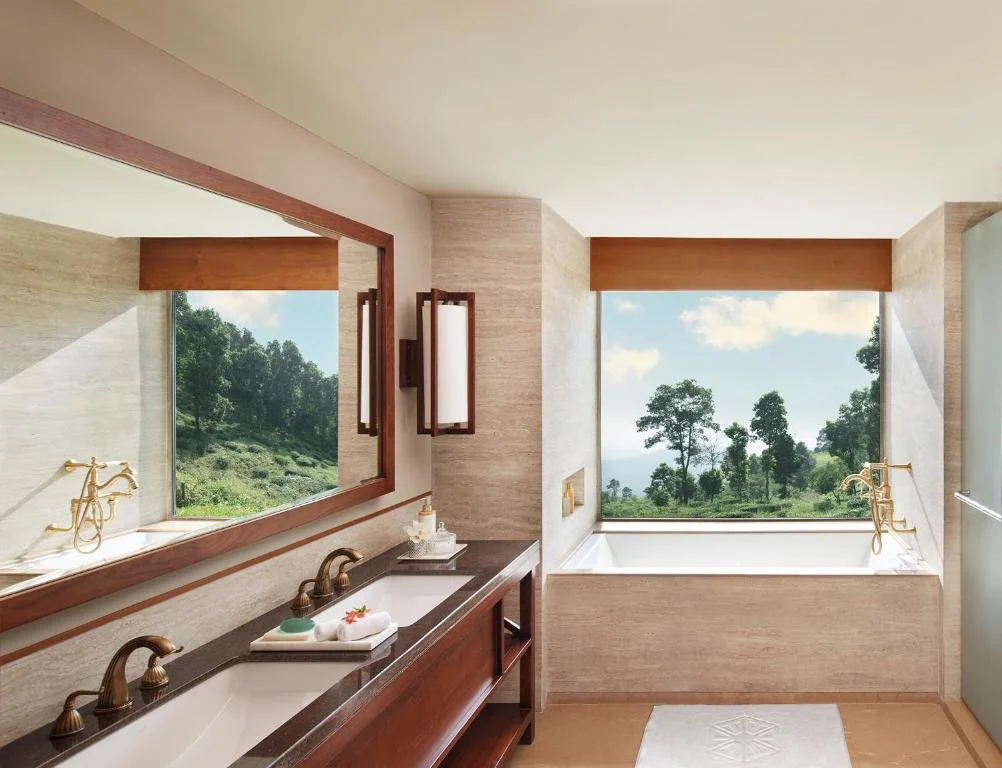 Taj Chia Kutir Resort Spa - Hotel with Bathtub in Darjeeling