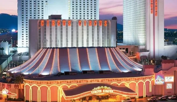 Circus Circus Hotel, Casino & Theme Park - Hotel with Bathtub in Las vegas