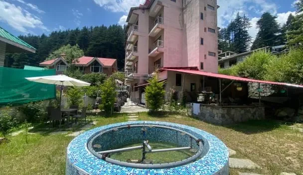 Hotel Ambika Residency Manali