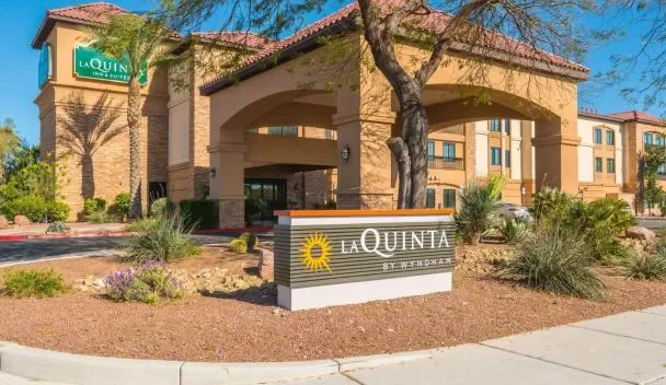 La Quinta by Wyndham Las Vegas Airport South - Hotel with Bathtub in Las vegas