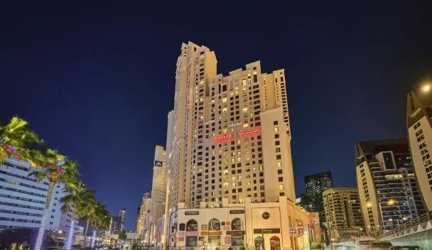 Ramada Hotel, Suites and Apartments by Wyndham Dubai JBR - Hotel with Bathtub in Dubai