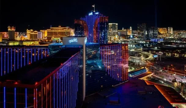 Rio Hotel & Casino, a Destination by Hyatt Hotel - Hotel with Bathtub in Las vegas