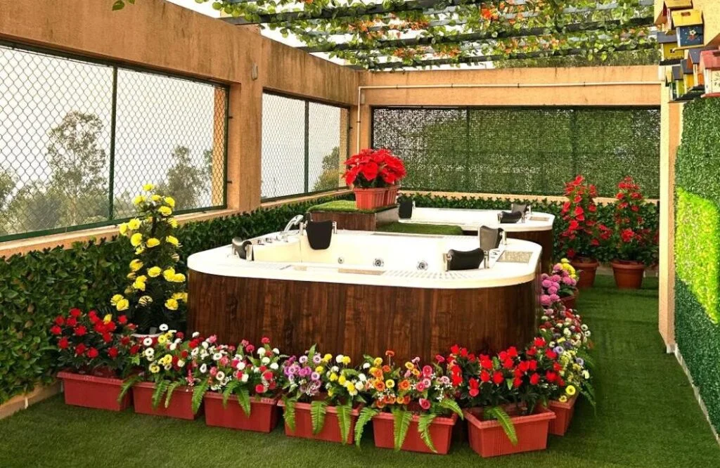 Coral Villa - Hotel with Bathtub in Panchgani