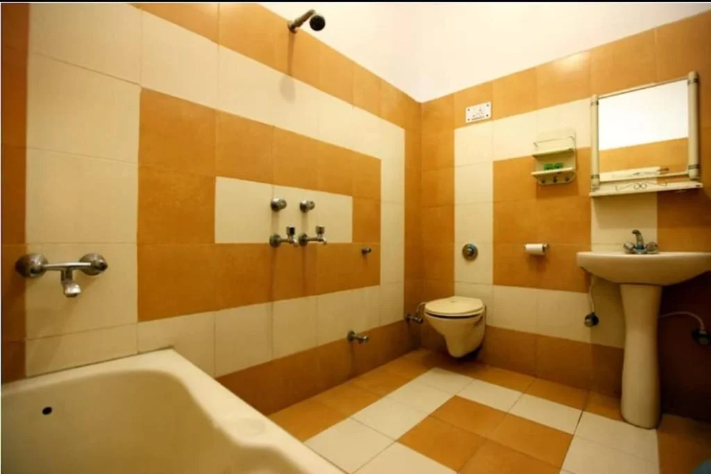 Hotel Airport Inn Near Airport - Hotel with Bathtub in Mahipalpur