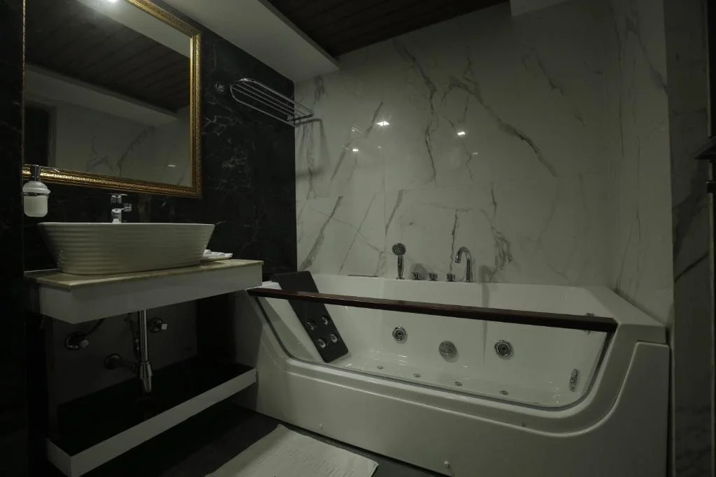 Hotel Daltin - Hotel with Bathtub in Digha