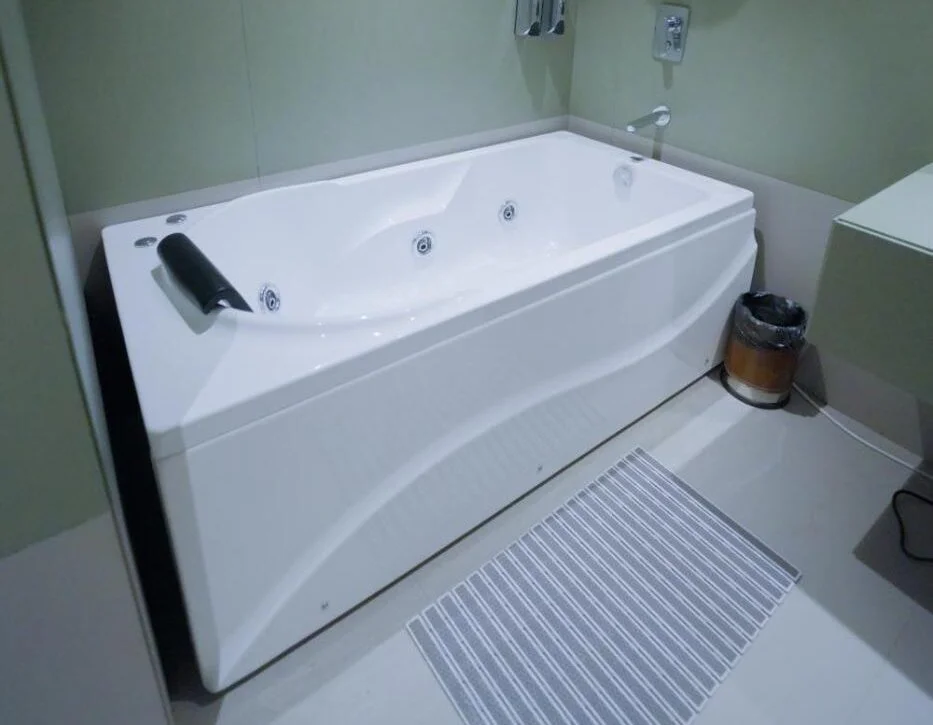 Pride Inn - Hotel with Bathtub in Zirakpur