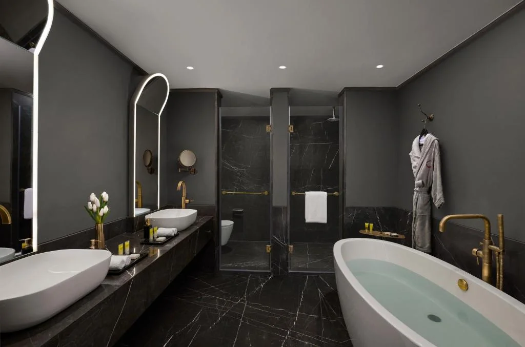 Hyatt Centric Sector17 Hotel - Hotel with Bathtub in Chandigarh
