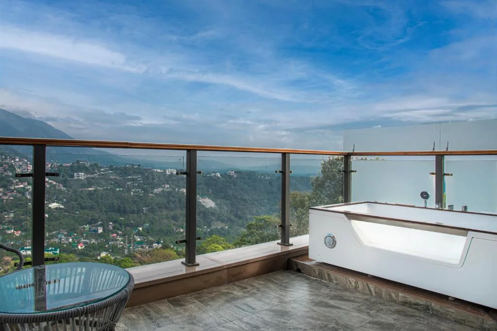 Hotel Echor Mandara Treevilla - Hotel with Bathtub in Dharamshala