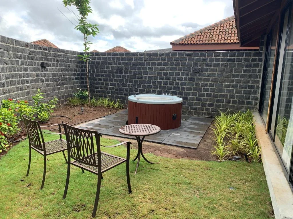 Viveda Wellness Resort - Hotel with Bathtub in Nashik