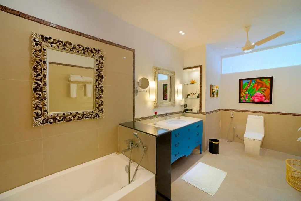 Mayfair Waves - Hotel with Bathtub in Puri