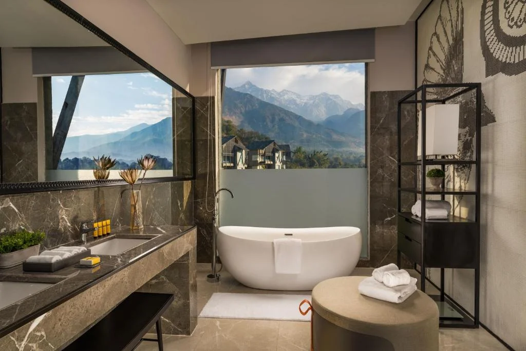 Norbu The Montanna Ihcl Seleqtions - Hotel with Bathtub in Dharamshala