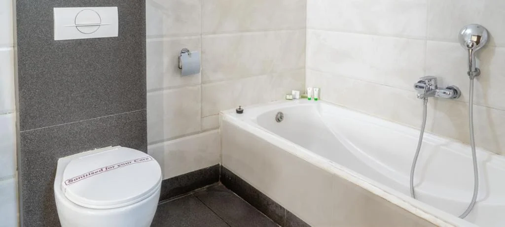 Pushpak Resort - Hotel with Bathtub in Shirdi