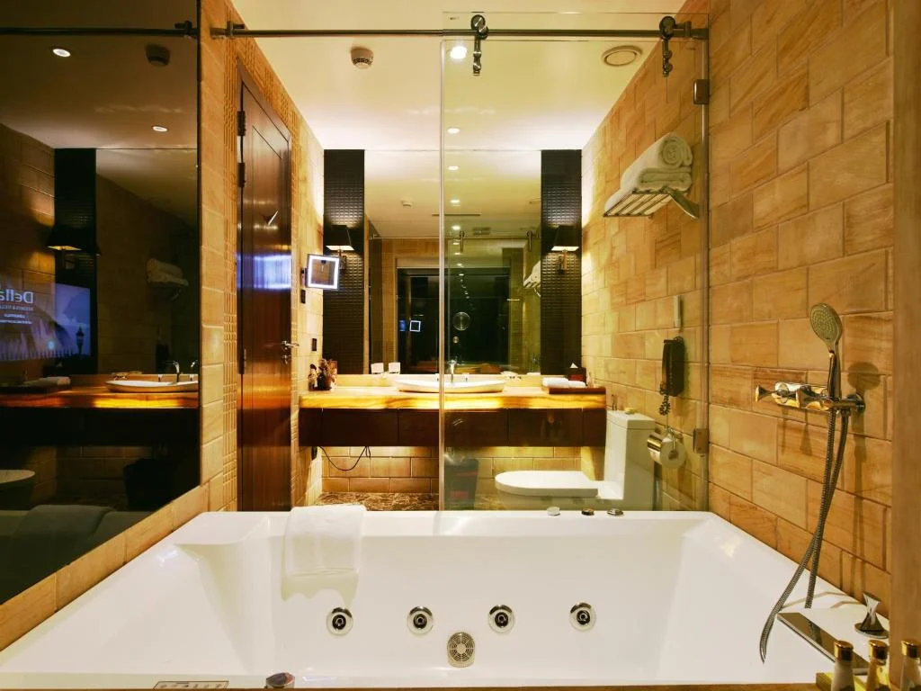 With Hothtub Della Resorts - Hotel with Bathtub in Lonavala